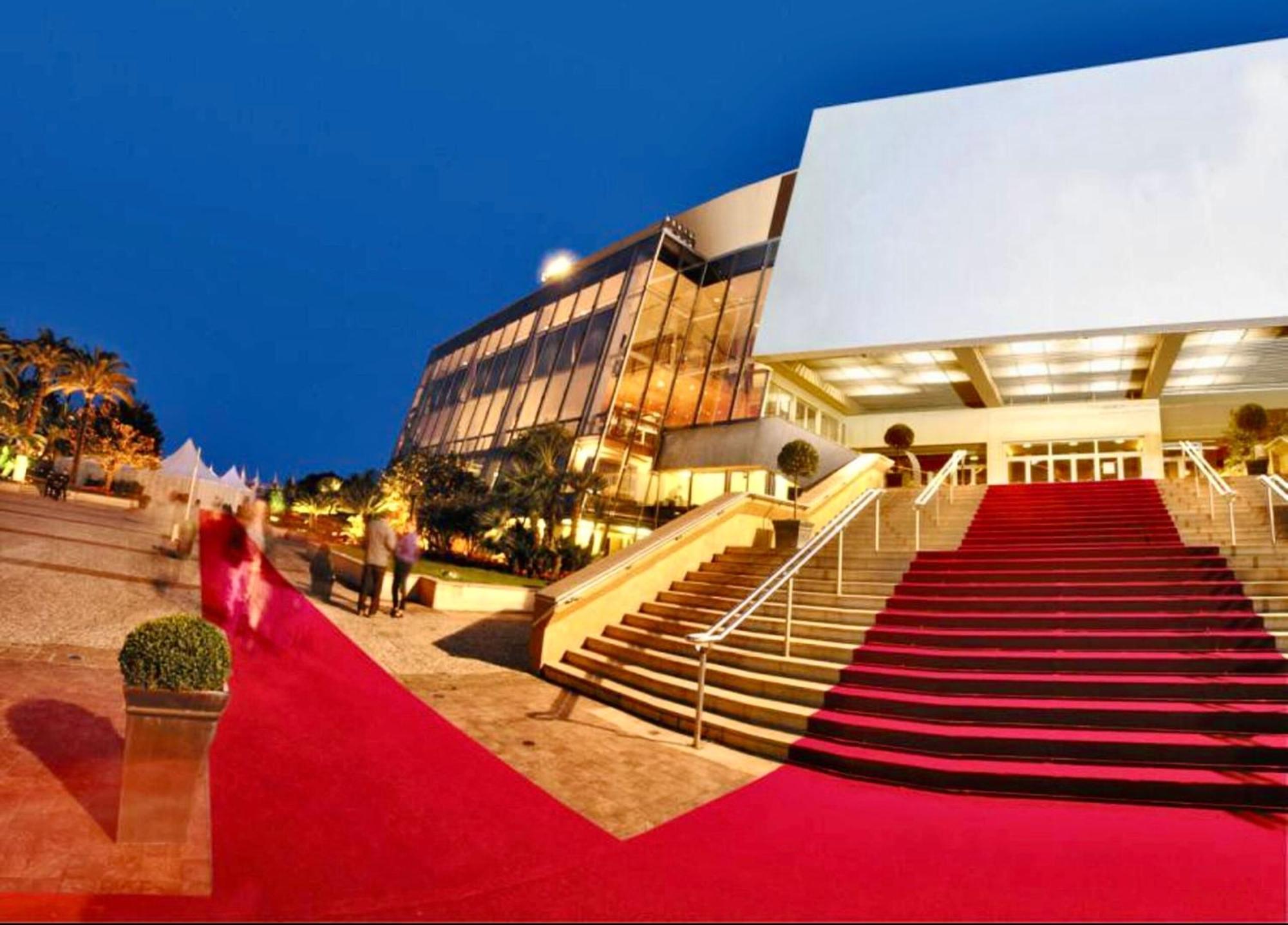 Latour Maubourg By Scls Locations Lägenhet Cannes Exteriör bild